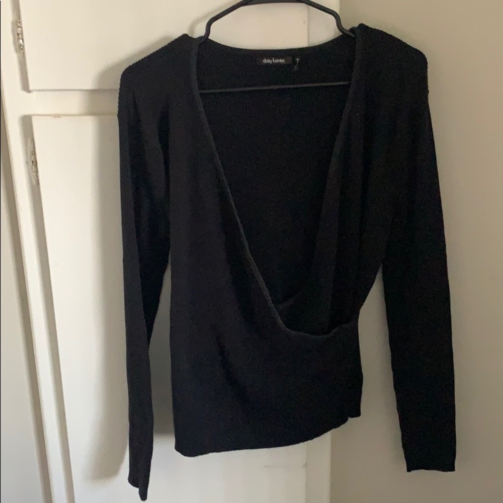 Daisy Fuentes pull over sweater black